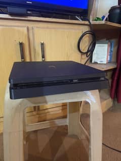 PlayStation 4(ps4) excellent condition.