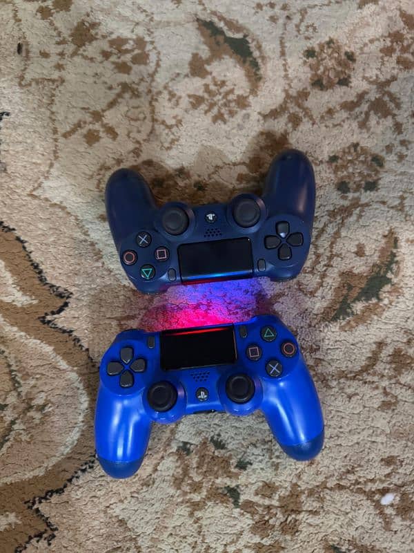 PlayStation 4(ps4) excellent condition. 1