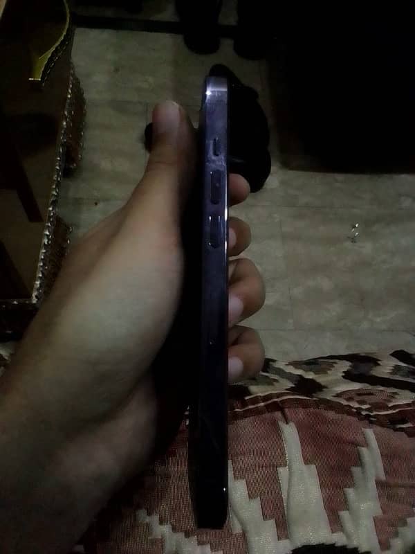 I phone 14 pro 1