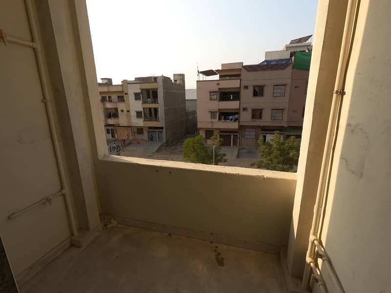 In Quetta Town - Sector 18-A 1100 Square Feet Flat For Sale Get Better Chance To Avail Paying 60% Payment And Get Possession Remaining Payment Will Be Pay On Monthly Bases In One Year Duration 3