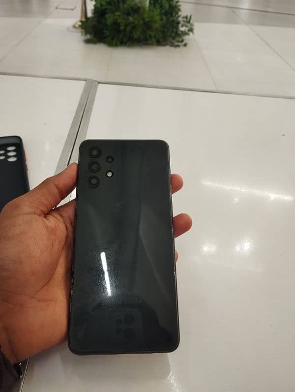 Samsung A32 with box 0