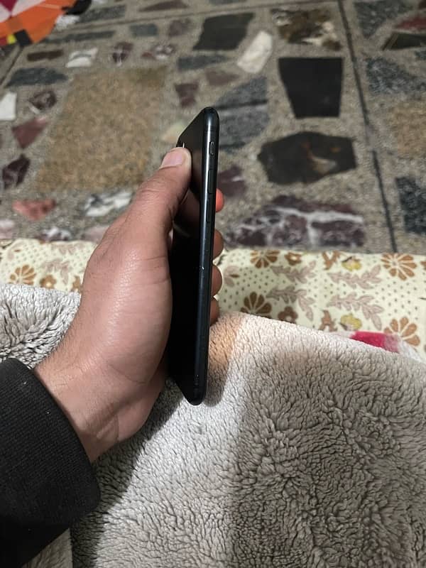 IPhone 7 2