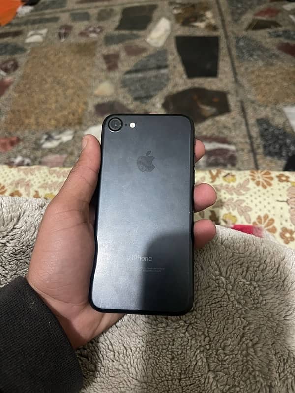IPhone 7 4