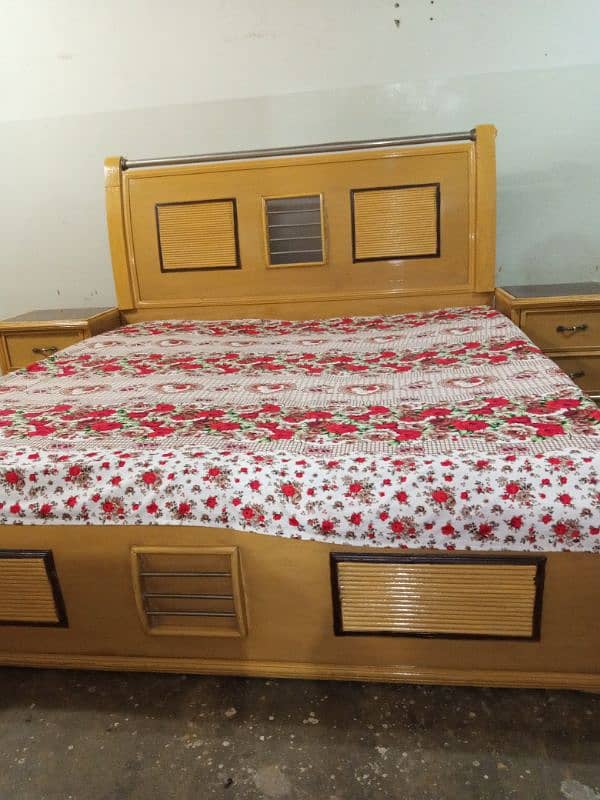 Bed Set with Dressing Table 7