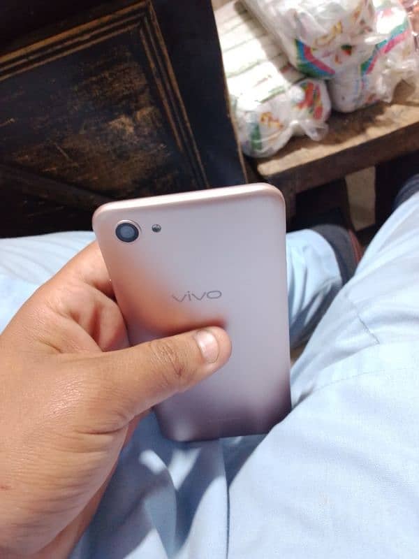 vivo y81s 7