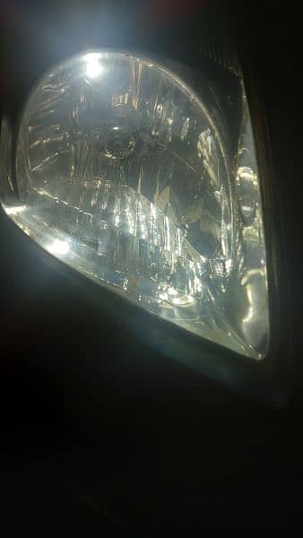 Suzuki Swift headlights in good condition 7