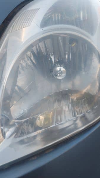 Suzuki Swift headlights in good condition 8