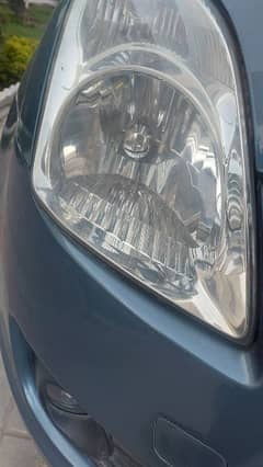 Suzuki Swift headlights in good condition