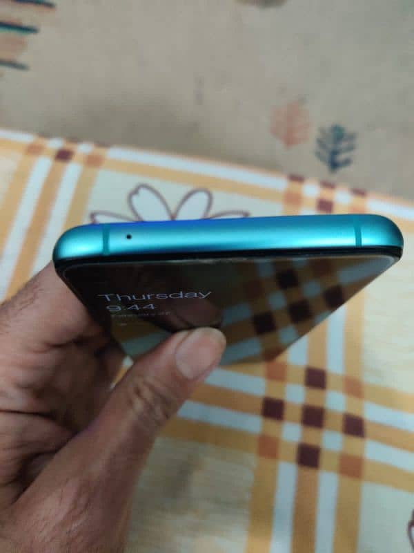 oneplus 8t 10/10 condition global variant 3