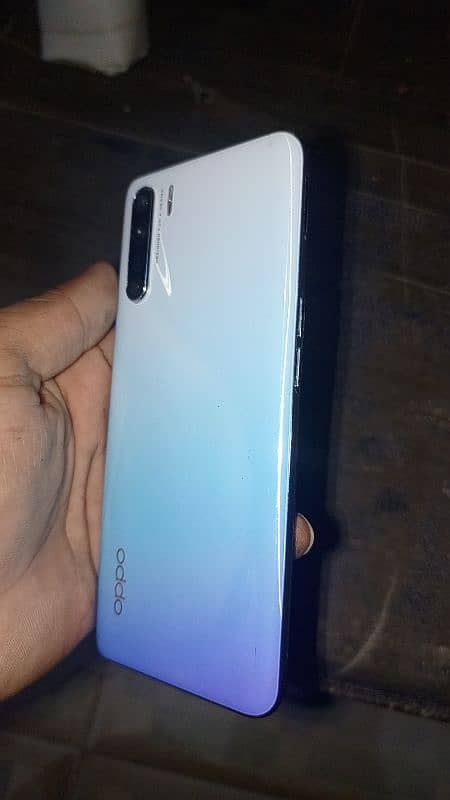 oppo F15 10/ 10 condition 5