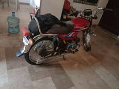 Honda CD70 2010 model