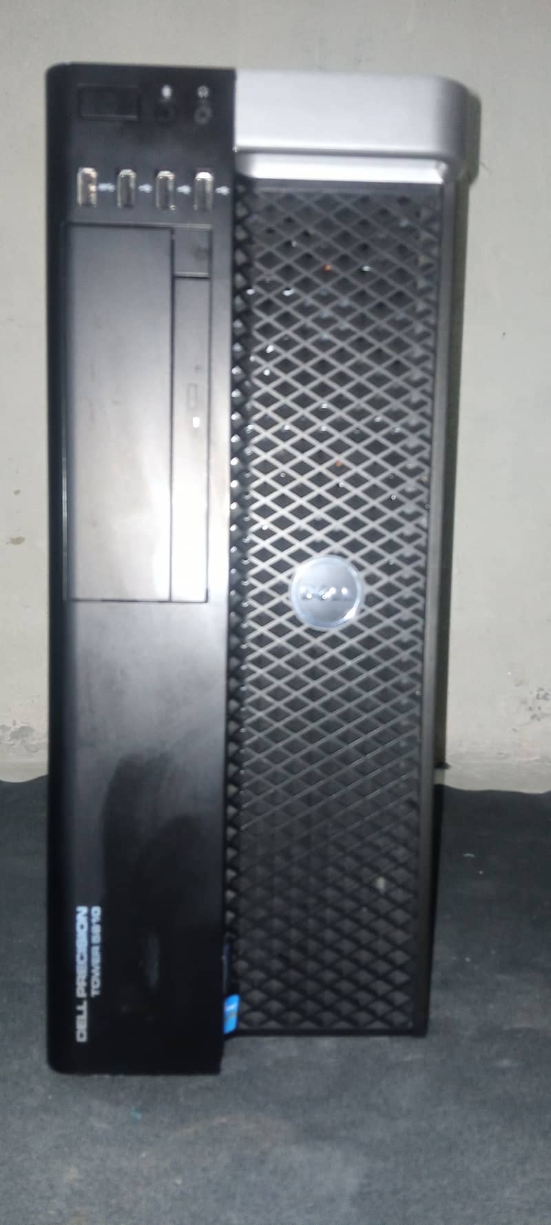 Dell T5810 With E5 1620 V3 (Box only) 0