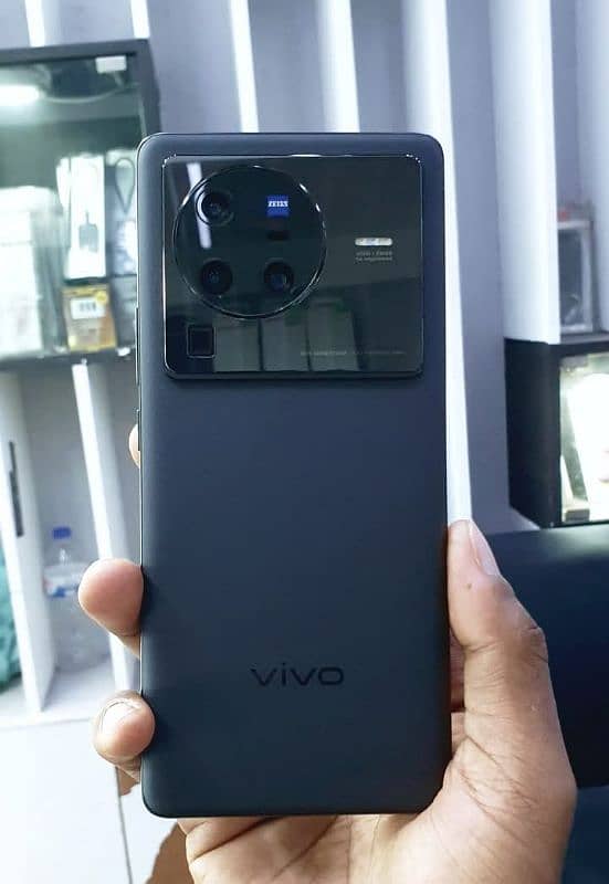 vivo x80 pro 12/256 GB 03240537819 my WhatsApp number 1