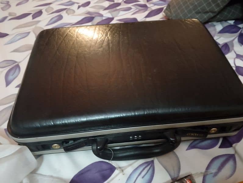 briefcase new never used 4