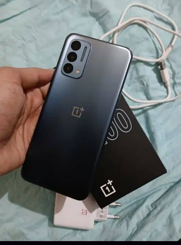 one plus n200 4/64 with box + charger exchange possible Google pixel 4 0