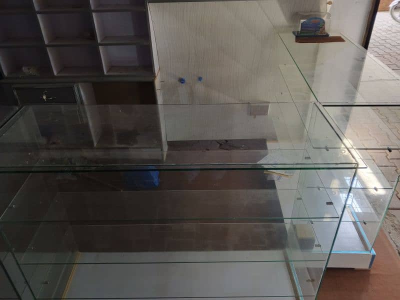 Glass Counters 1