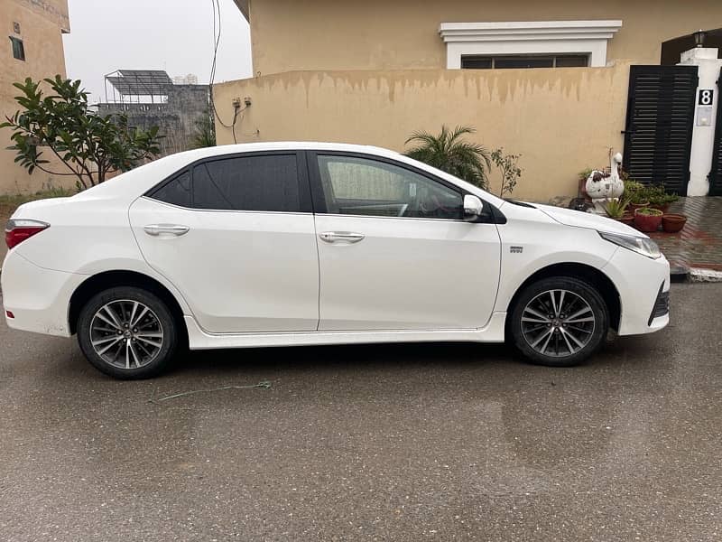 Toyota Altis Grande 2019 1