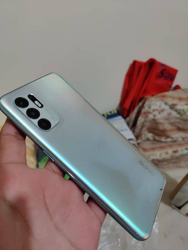 Oppo Reno 6 pta official approved with box and charger 1