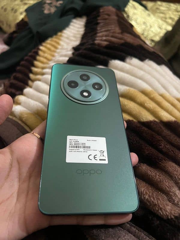 oppo reno 12F 0