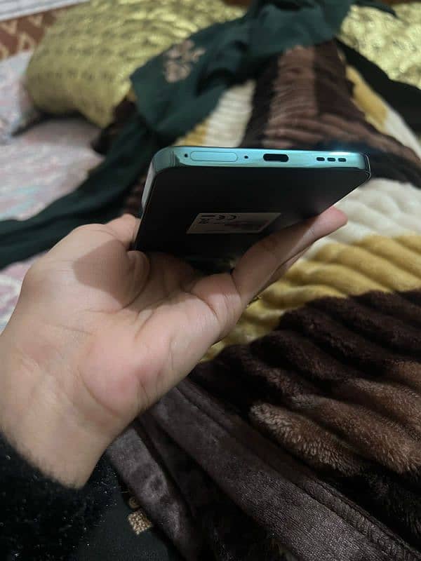 oppo reno 12F 2