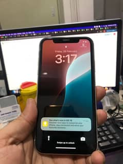 iPhone XR | 64Gb | PTA Approved