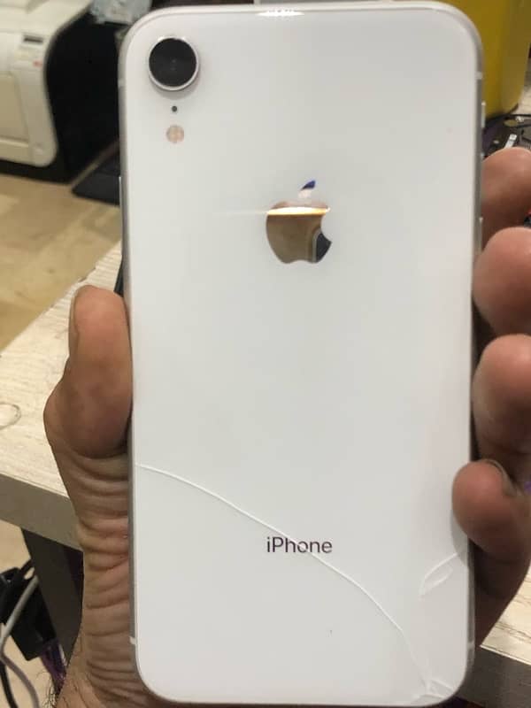 iPhone XR | 64Gb | PTA Approved 4