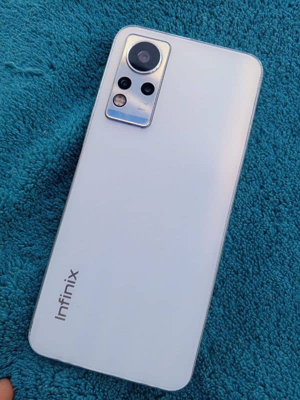 Infinix note 11 4/128 with box charger 0