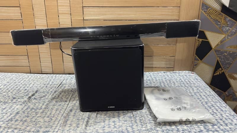 Yamaha YAS-203 Sound Bar With Wireless Sub Woofer 4