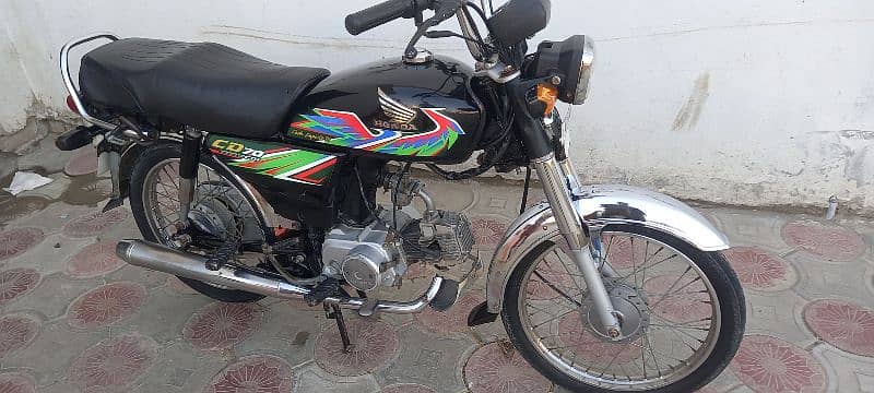 Honda CD70 2021 model urgent sale number 03008040075 9