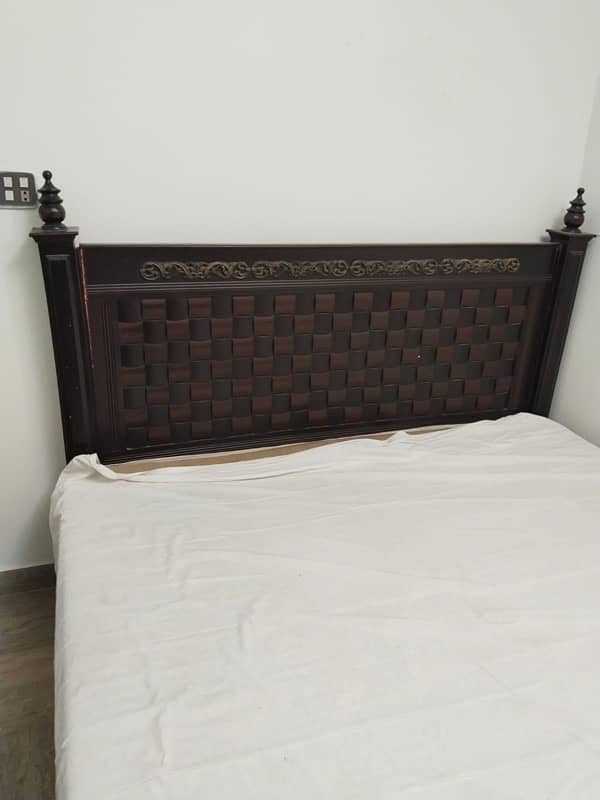 king size bed for sale 0