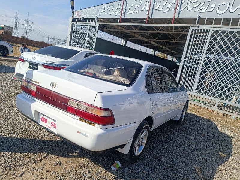 Toyota Corolla 1995 4