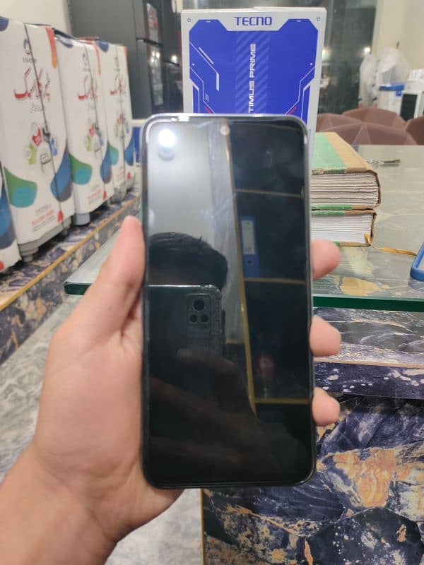 Tecno Spark 30 pro Transformers Edition 10