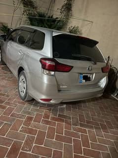 Toyota Corolla Fielder 2017