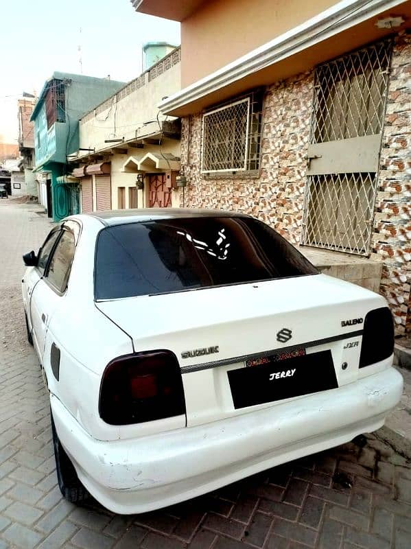 Suzuki Baleno 2000 12