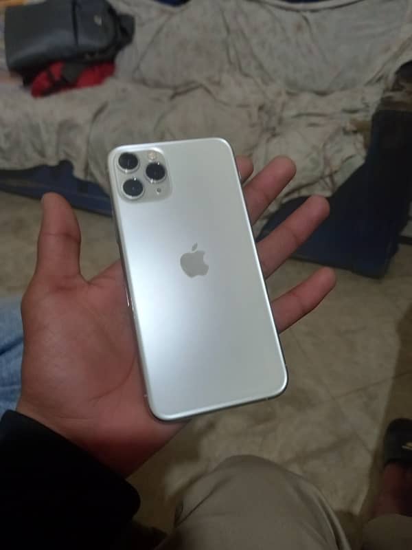 iphone 11 pro 0