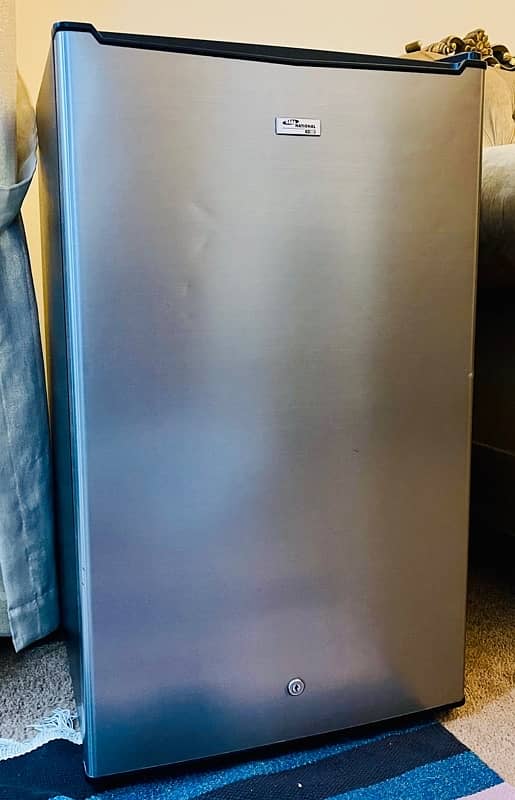 Gaba National Mini Fridge Freezer 4