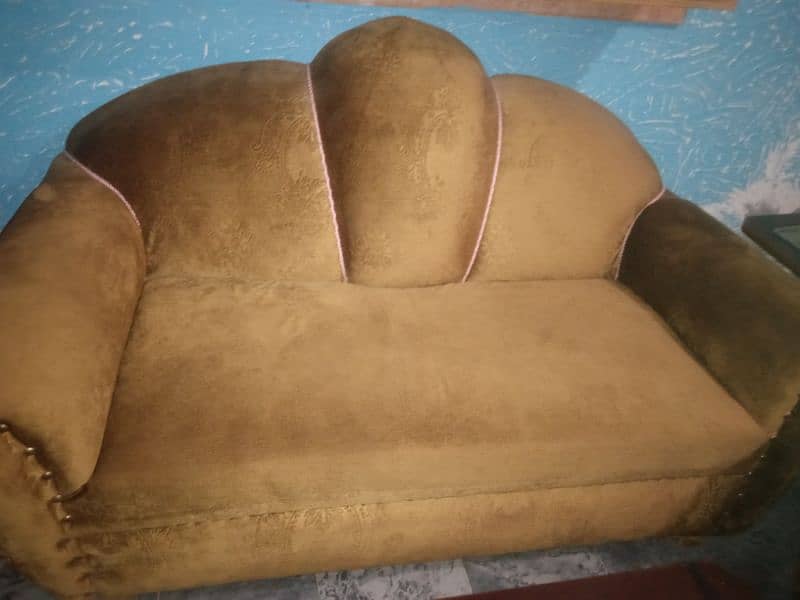 newly posishd sofa 1