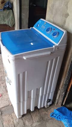 dryer machine new condition 10_10 ek mahina use ki hai emergency sale