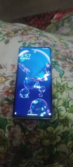 Aquos r6