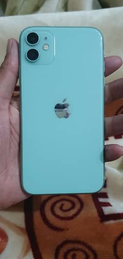 i phone 11 in good condition 128gb factory Unlock