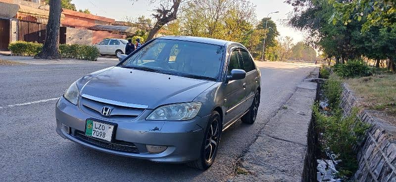 Honda Civic EXi 2005 1