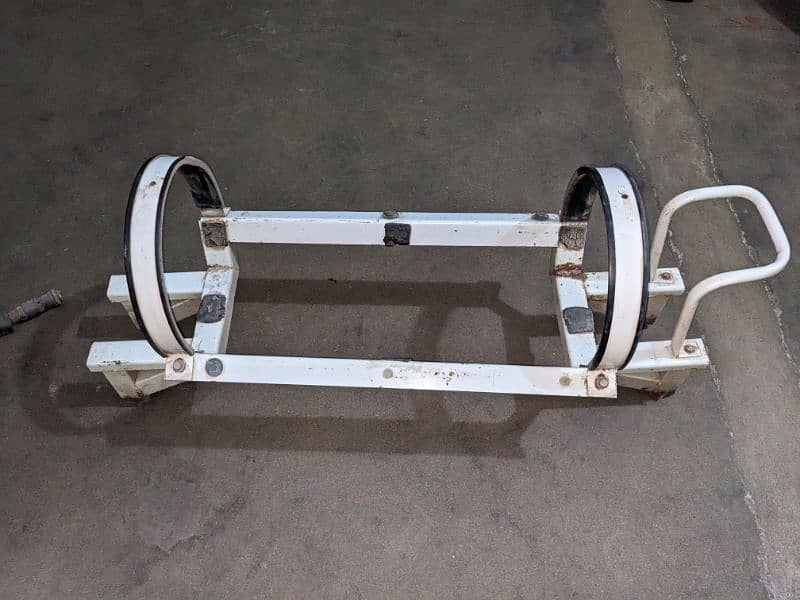 Gas cylinder frame used 0