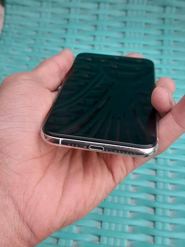 iPhone 11 pro 512gb non pta 1