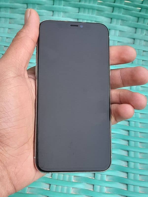 iPhone 11 pro 512gb non pta 7