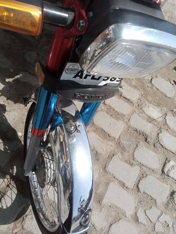 Honda CD70 2019/20 All Punjab Number urgent for sale 2