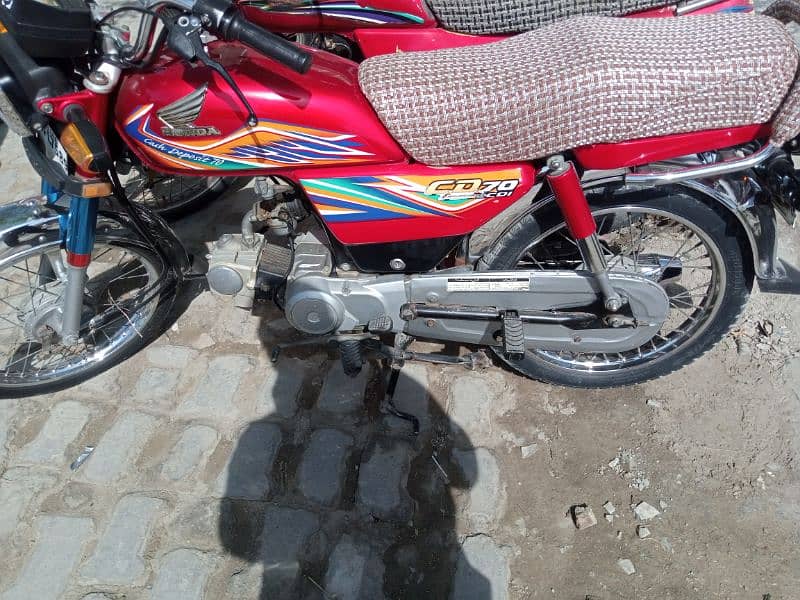 Honda CD70 2019/20 All Punjab Number urgent for sale 3