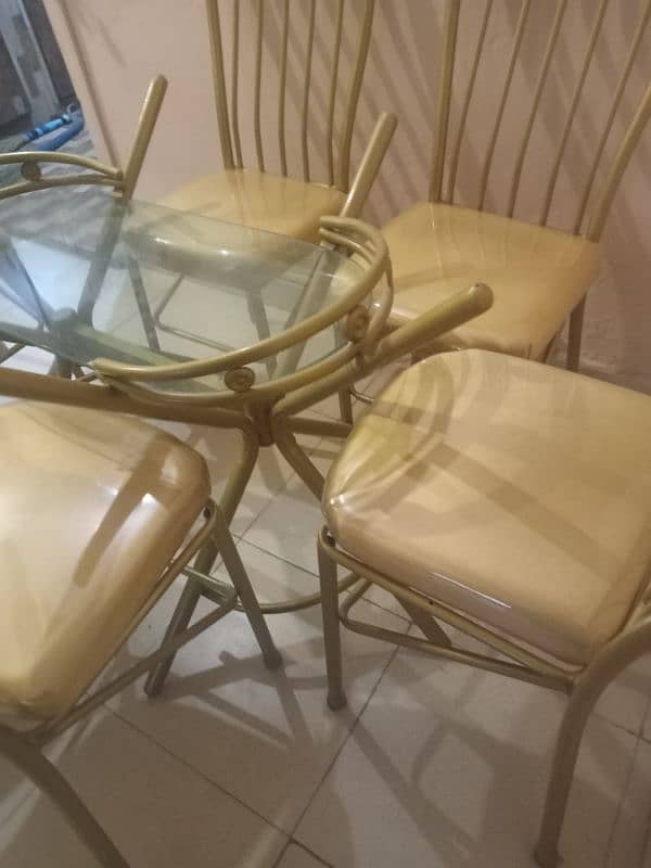 dining table 21000( (03332253905) Faisal 3