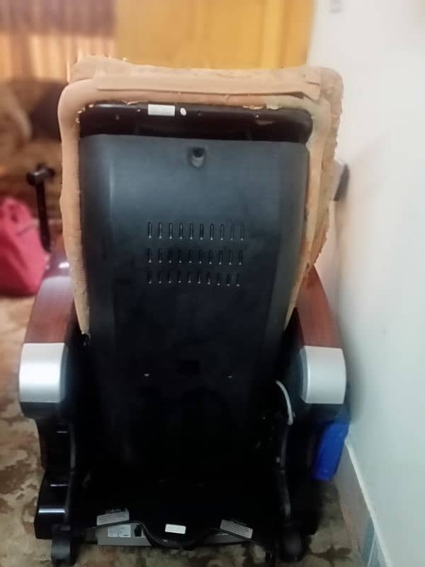 massager chair available 6