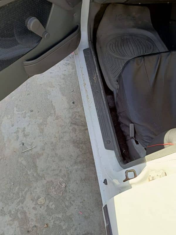 Suzuki Cultus VXR 2006/07 15