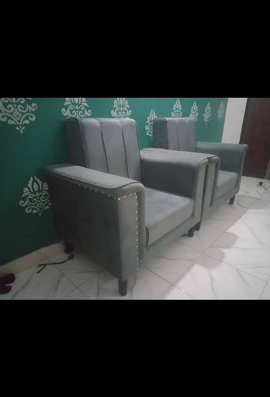 Sofa set 5 seater and cumbed 5